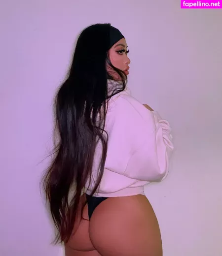 Sakura Nakamura OnlyFans Thumbnail #YmpSg3Lmtd