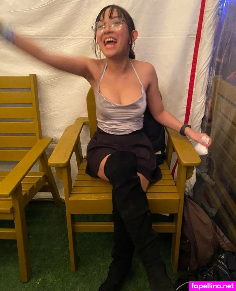 fishyyfish, sakurafishyy Nude Leaked OnlyFans Photo #1z0pHeSHe8