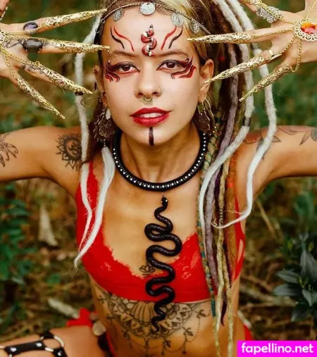Salamandra Asthar OnlyFans Thumbnail #u2DFEpMBDu