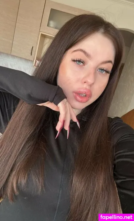 Salem Vosss OnlyFans Thumbnail #0FbFrzmsGY