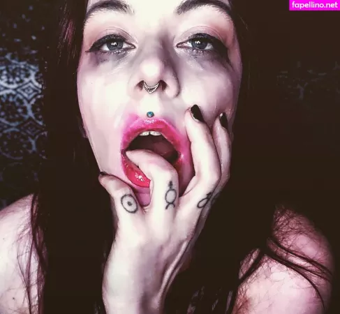 Salemmoonfree OnlyFans Thumbnail #O6KvPcLk45