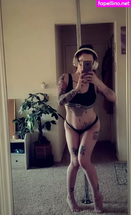 Salemmoonfree OnlyFans Thumbnail #VGF46l4pu0