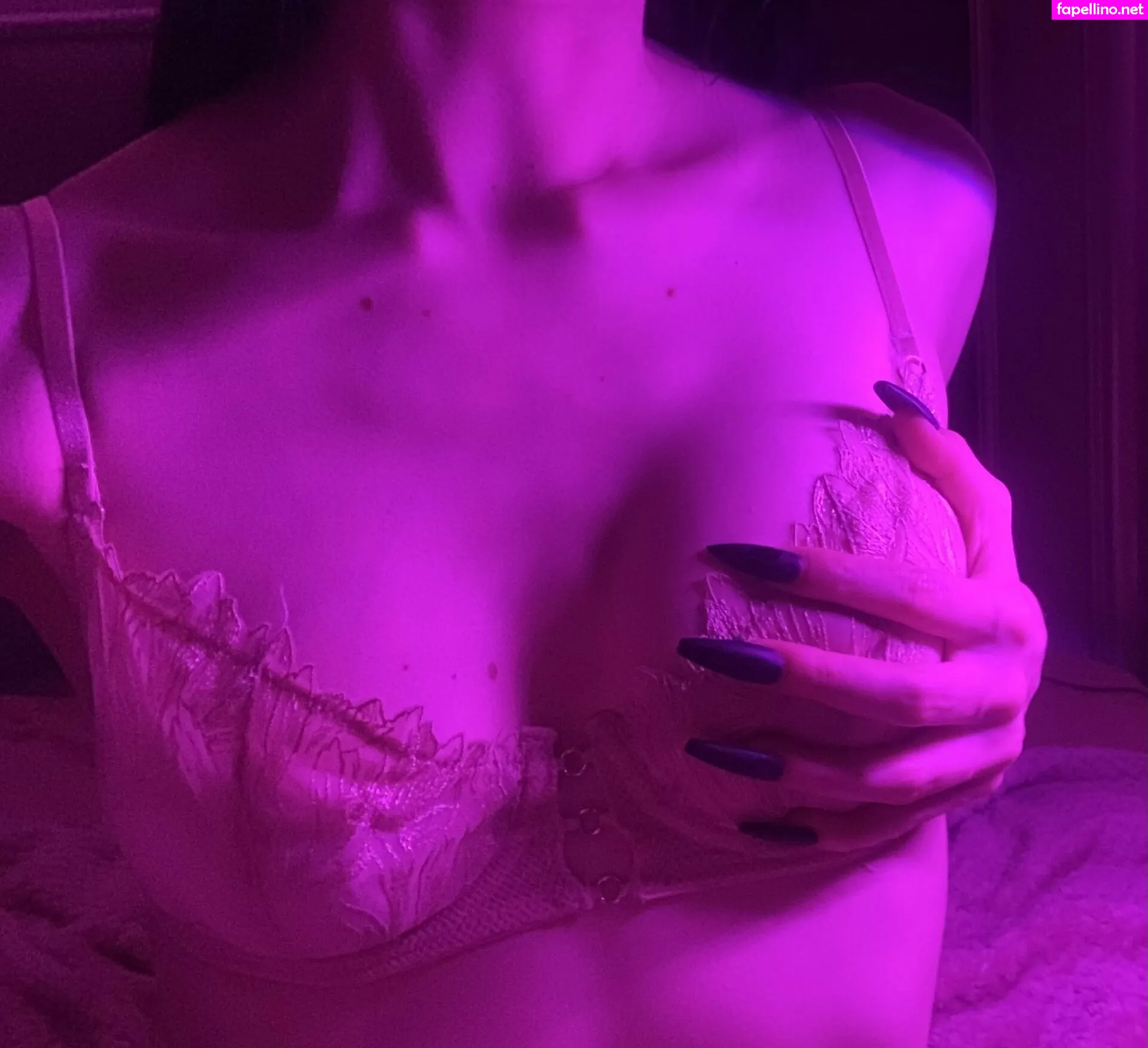 salemsienna, st0ned.succubus Nude Leaked OnlyFans Photo #GcwKPqUAaz