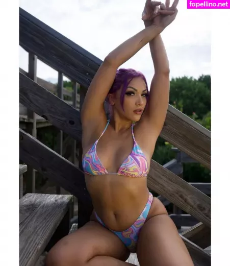 Salina De La Renta OnlyFans Thumbnail #BAXeRbnMM2