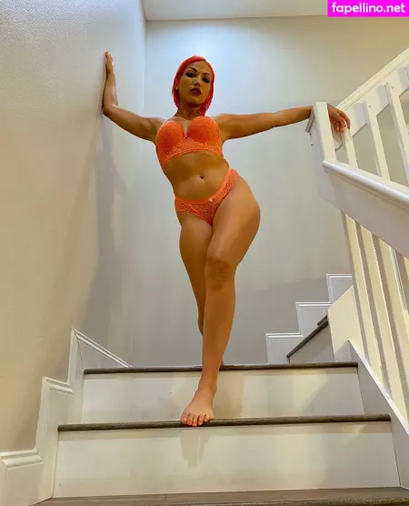 Salina De La Renta OnlyFans Thumbnail #zDK40imWrH