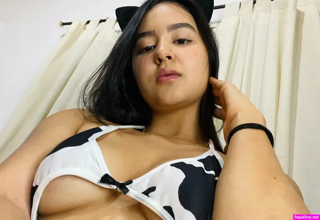 Salina T1 OnlyFans Thumbnail #4EX8fhkL3r