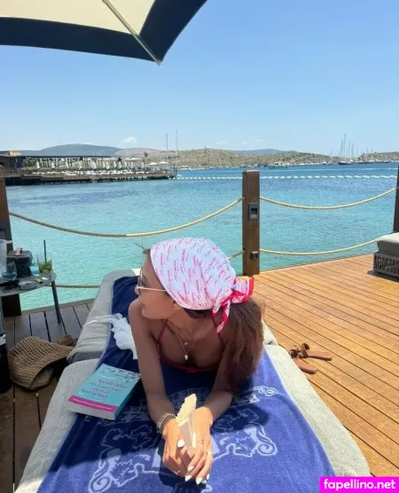 Salleemah 1 OnlyFans Thumbnail #02rxbLjk7Q