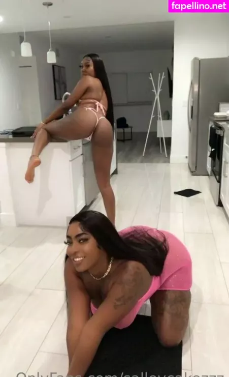 Salleycakezzz OnlyFans Thumbnail #NHuf8t1EyM