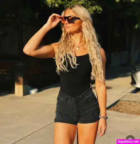 Sallie Grace OnlyFans Thumbnail #c7XD3PYmcM