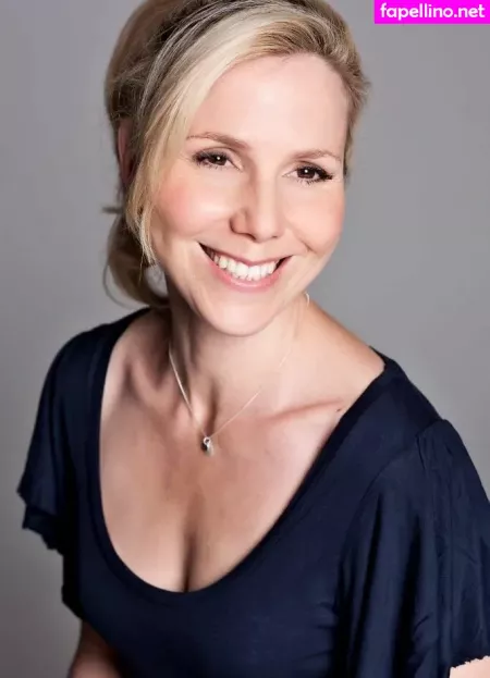 Sally Phillips OnlyFans Thumbnail #DOiNcchclU