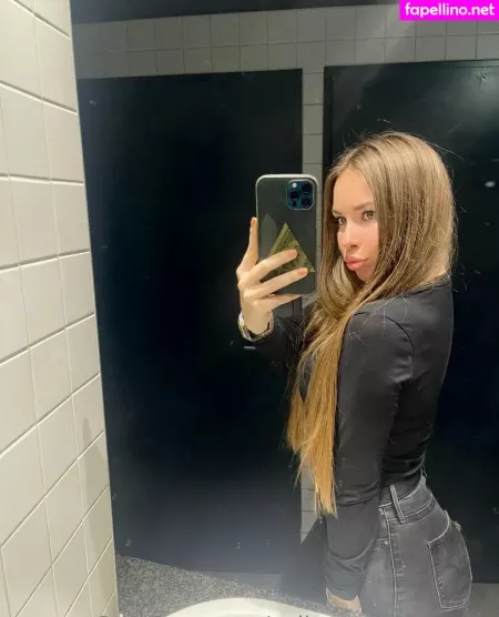 Sally Sexygir Spott OnlyFans Thumbnail #qVrPbvLXCi
