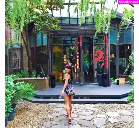 Sally OnlyFans Thumbnail #CkRg8OeUp1