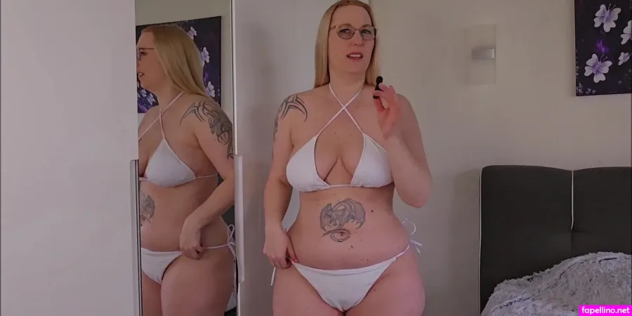 Sallysecrettryon OnlyFans Thumbnail #JGZ6nUBZdV