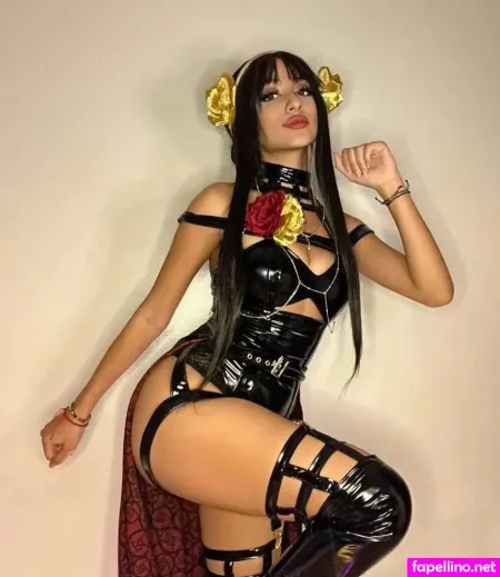 Sallyyrrose Main Profile Photo