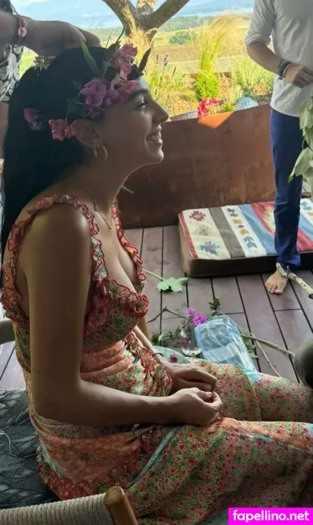 Salma Abu Deif OnlyFans Thumbnail #YEKDMmrNog