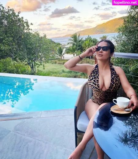 Salma Hayek OnlyFans Thumbnail #2FRayGfPLa