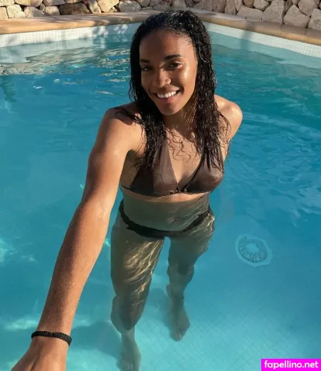 Salma Paralluelo OnlyFans Thumbnail #j6IIWpTUkw