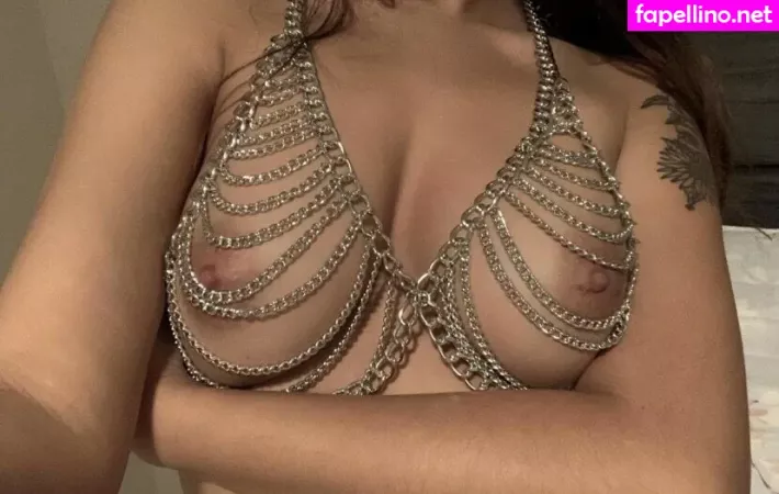 Salmaamii OnlyFans Thumbnail #ag2g4Wuhjm