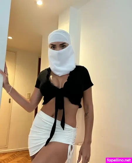 Salmaiman OnlyFans Thumbnail #LRo5m7YFiC