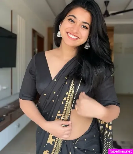 Saloni Singh OnlyFans Thumbnail #qyT3FrIFJu