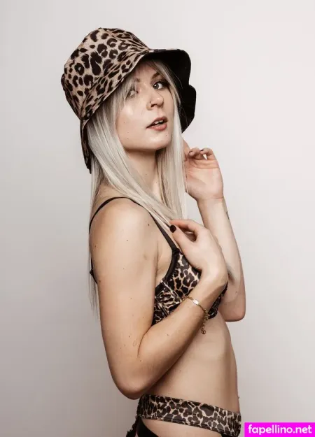 Salty Sophiex OnlyFans Thumbnail #34mxSVCHsj