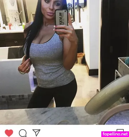 Salvina Laila Vitale OnlyFans Thumbnail #OP6FAtWWSE