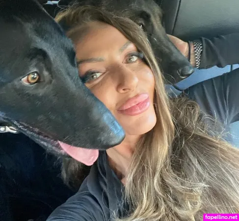 Salvina Laila Vitale OnlyFans Thumbnail #UG4Tty4g3P
