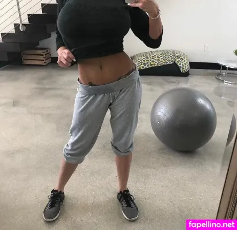 Salvina Laila Vitale OnlyFans Thumbnail #e0n8bvB81s