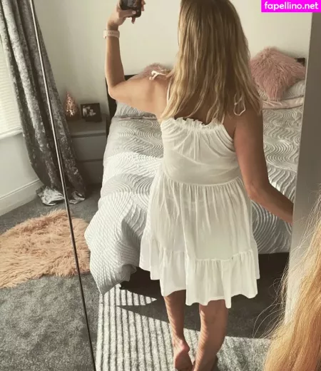 Sam Emily Smith Vip OnlyFans Thumbnail #2YXBvea5nB