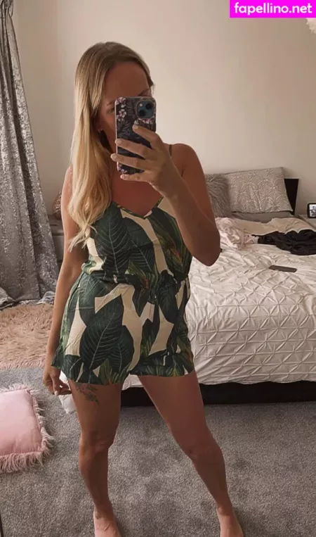 Sam Emily Smith Vip OnlyFans Thumbnail #8oATCQc7He