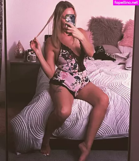 Sam Emily Smith Vip OnlyFans Thumbnail #EQ64yGQhZ9