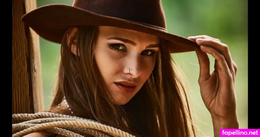 Sam Holly OnlyFans Thumbnail #QlyUhKamCn