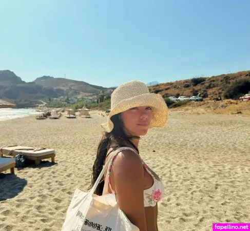 Samantha Boscarino OnlyFans Thumbnail #9avZWoG4U0