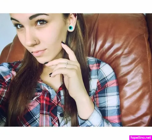 Samantha Brook OnlyFans Thumbnail #BYY5oeIx3l