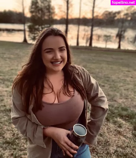 Samantha Coffeen OnlyFans Thumbnail #5TbFIqXW7C