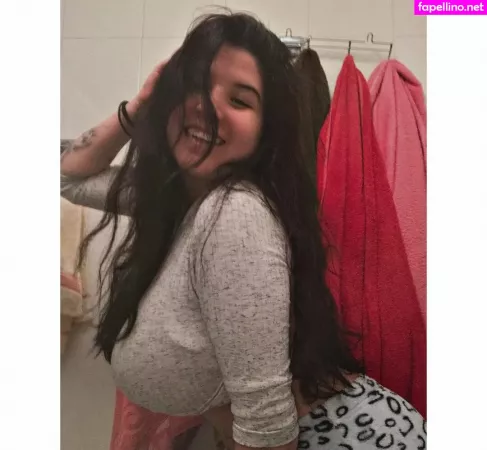 Samantha Fernandez OnlyFans Thumbnail #wWNDFGxPeI