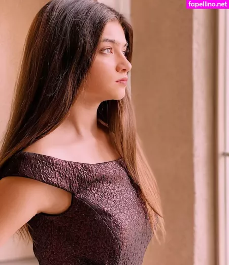 Samantha Gangal OnlyFans Thumbnail #MFGAiTuNus