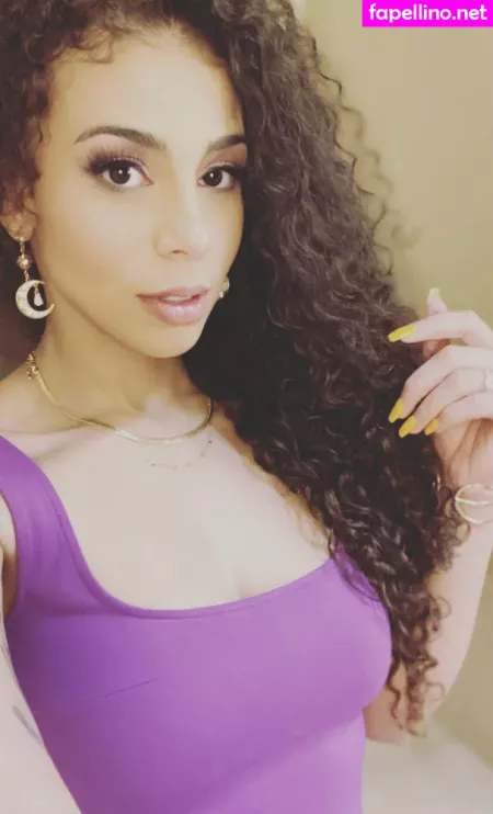 Samantha Irvin OnlyFans Thumbnail #040R0cI1od