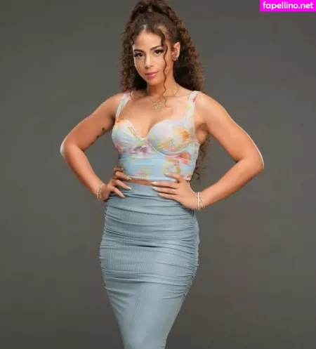 Samantha Irvin OnlyFans Thumbnail #AKrteWKbo6