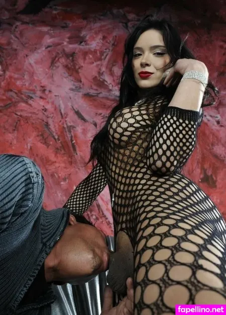 Samantha Lux OnlyFans Thumbnail #PkAfmLjUkE