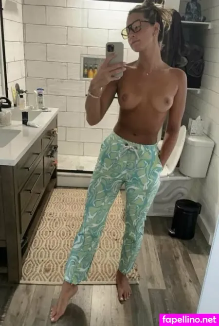 Samantha Nicole Sieracki OnlyFans Thumbnail #GYcHTzXiMi