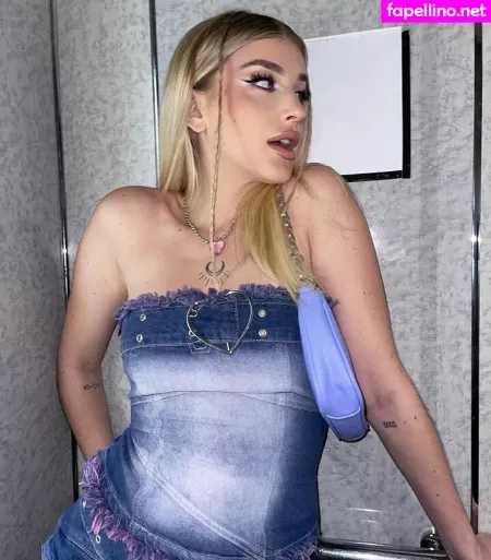 Samantha Ot OnlyFans Thumbnail #ueDGqaSM4V