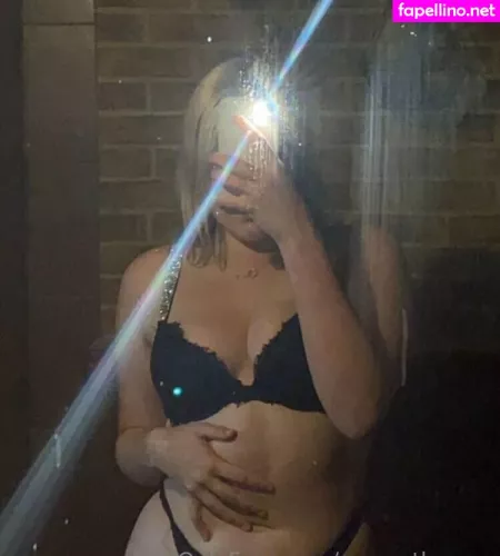 Samantha Ray OnlyFans Thumbnail #QfA8A0dCId