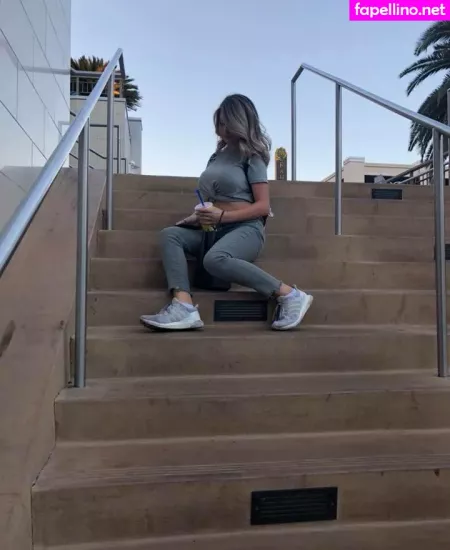 Samantha S OnlyFans Thumbnail #q8VWHkNgnT