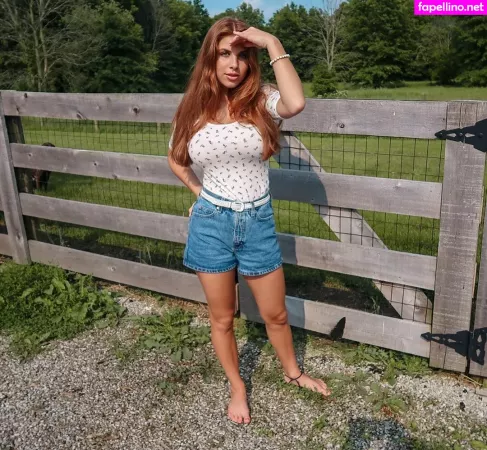 Samantha Vicha OnlyFans Thumbnail #HInxBWVctt