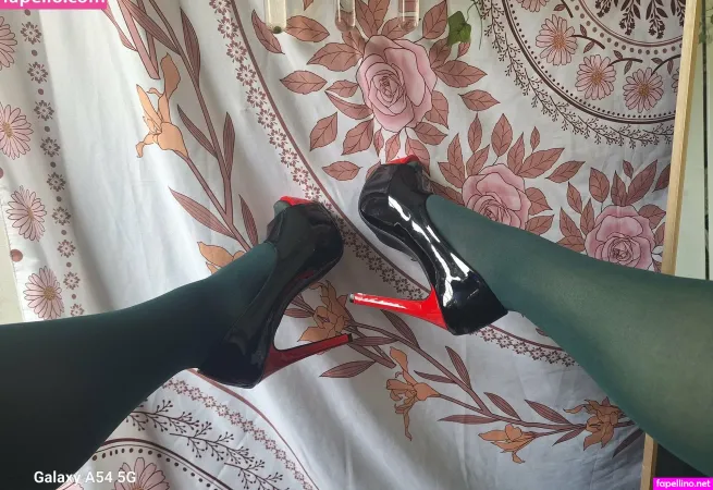 Samanthahoney25 OnlyFans Thumbnail #dOQyOvGkcP