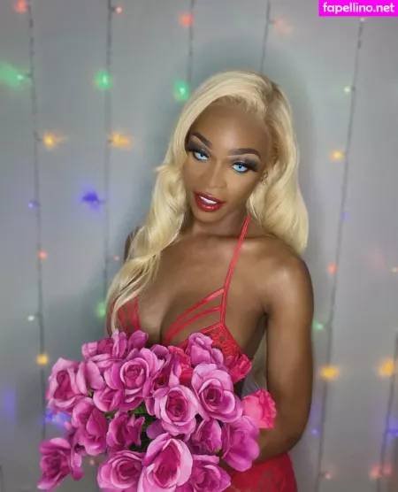Samanthaporsha OnlyFans Thumbnail #XjoEWtWcGX