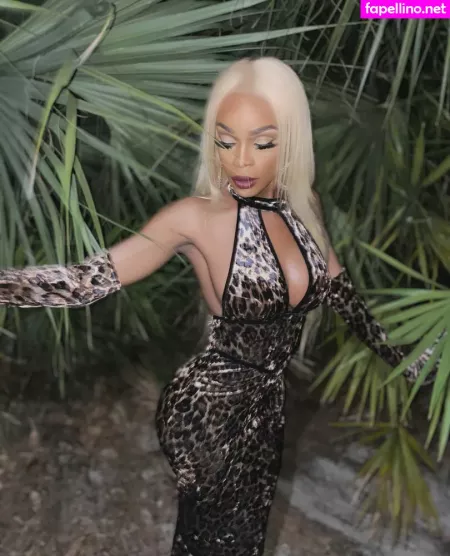 Samanthaporsha OnlyFans Thumbnail #rvCb7gXcLE