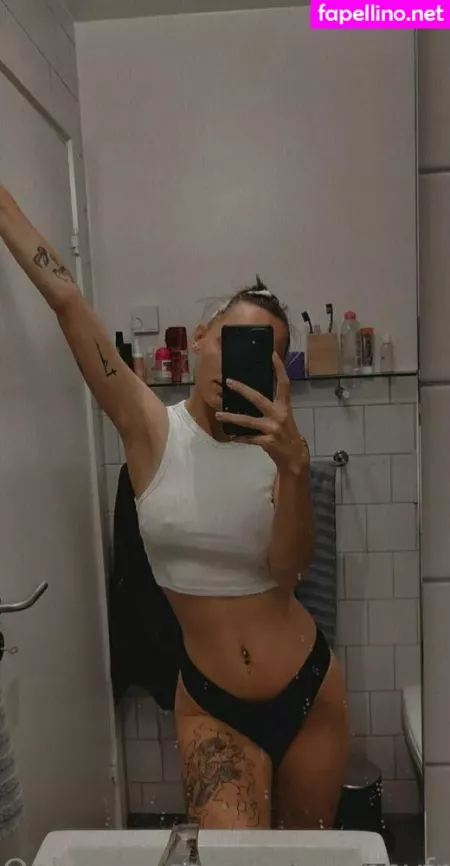 Sambunnyfree OnlyFans Thumbnail #5tqAim5F3j