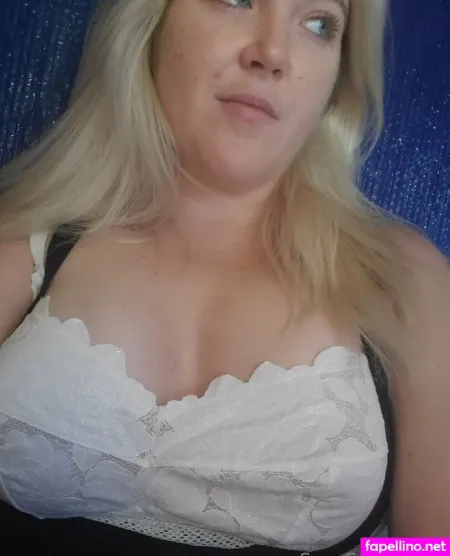 Samcorder42000 OnlyFans Thumbnail #C2eVvGl7Fu